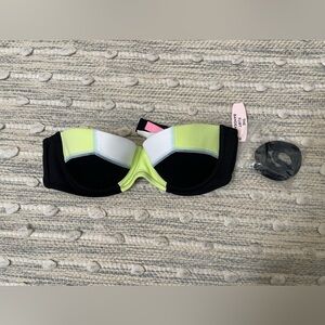 Brand new Victoria Secret bikini top